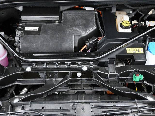 2024 Audi Q4 e-tron quattro Premium 50