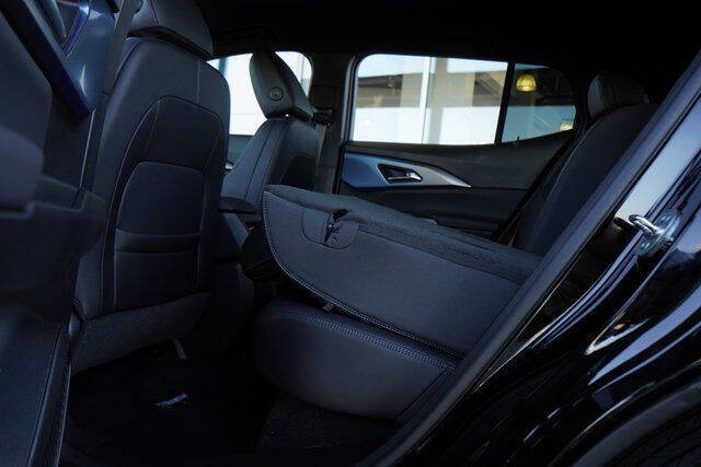 2025 Chevrolet Equinox EV LT 2
