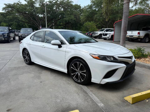 2018 Toyota Camry for sale at STEPANEK'S AUTO SALES & SERVICE INC. in Vero Beach FL