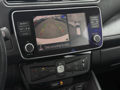 2022 Nissan LEAF SL PLUS