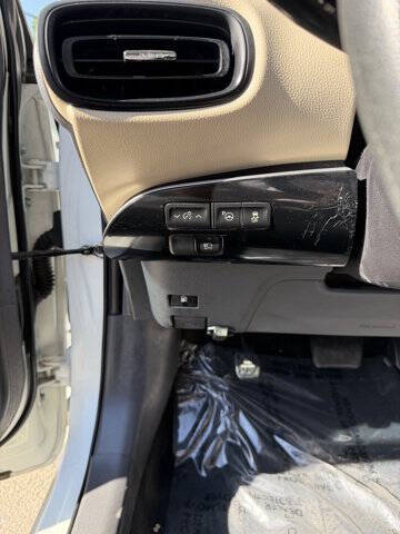 2018 Toyota Prius Two