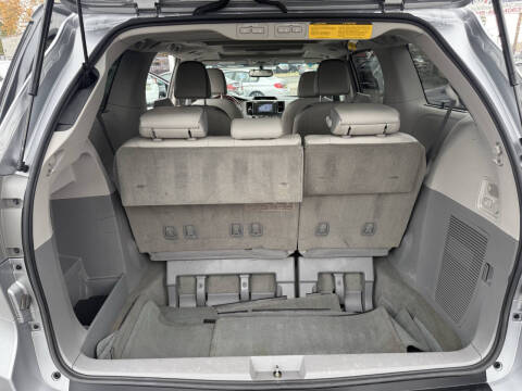2014 Toyota Sienna Limited 7-Passenger