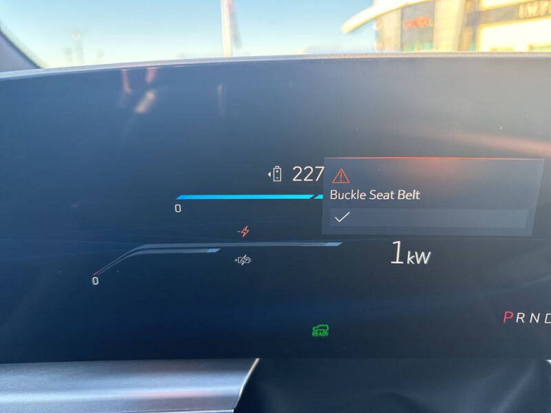 2024 Cadillac LYRIQ Luxury 1