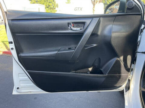 2017 Toyota Corolla SE