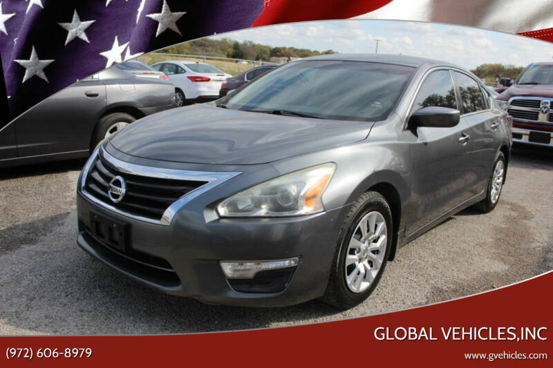 Nissan Altima's photo