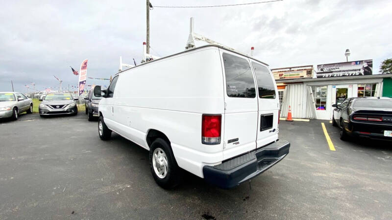 2013 Ford E-Series E-150