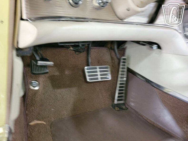 1963 Ford Thunderbird