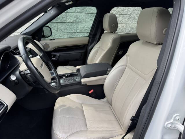 2019 Land Rover Discovery SE