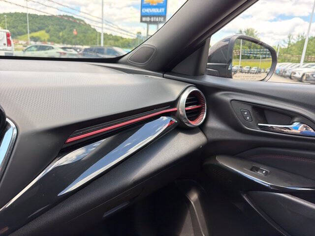 2025 Chevrolet Trax RS