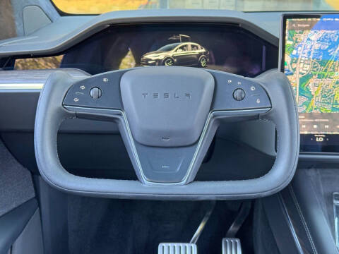 2023 Tesla Model X Standard Range