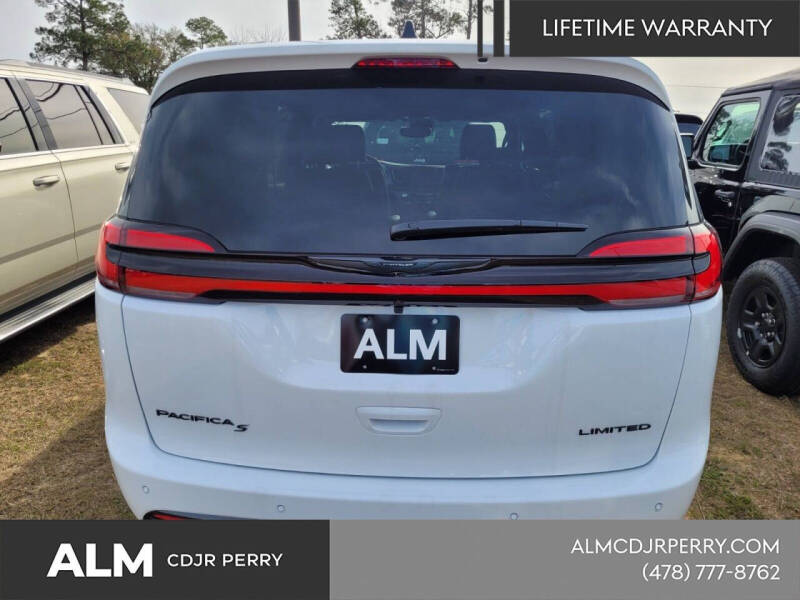 2026 Chrysler Pacifica Limited