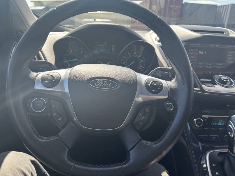 2014 Ford Escape Titanium