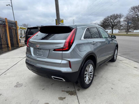 2025 Cadillac XT4 Premium Luxury