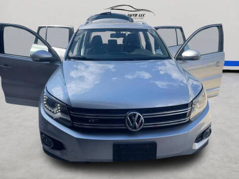 2015 Volkswagen Tiguan R-Line