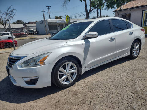 2014 Nissan Altima for sale at Larry's Auto Sales Inc. in Fresno CA