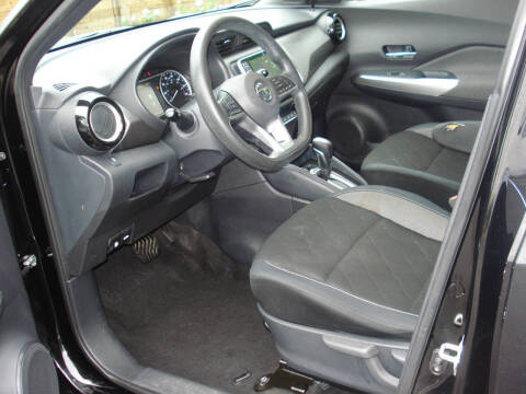 2019 Nissan Kicks SV