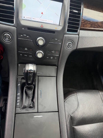 2016 Ford Taurus Limited