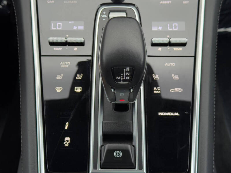 2022 Porsche Panamera 4S E-Hybrid