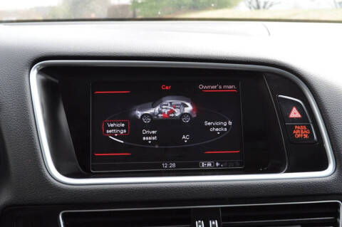 2016 Audi Q5 2.0T quattro Premium Plus