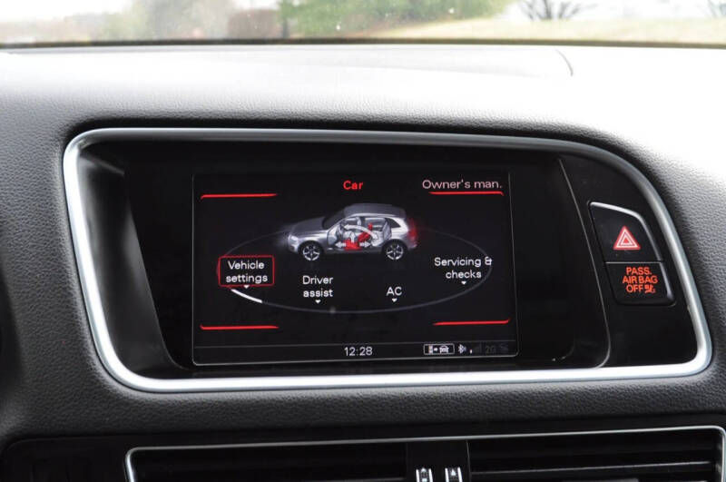 2016 Audi Q5 2.0T quattro Premium Plus