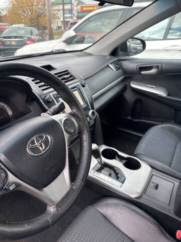 2012 Toyota Camry SE