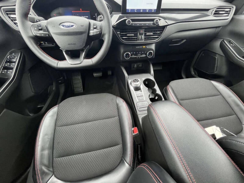 2025 Ford Escape ST-Line