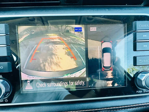 2018 Nissan Kicks SR