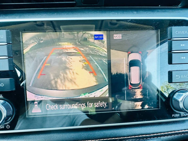 2018 Nissan Kicks SR