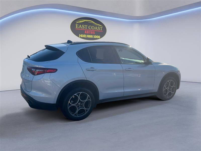 2022 Alfa Romeo Stelvio Sprint