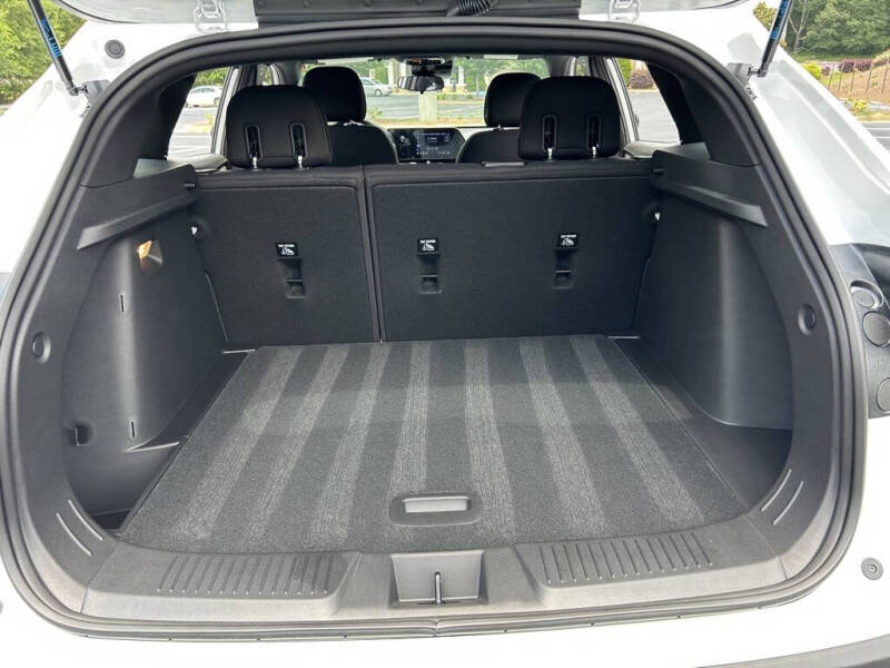 2025 Chevrolet Trax RS