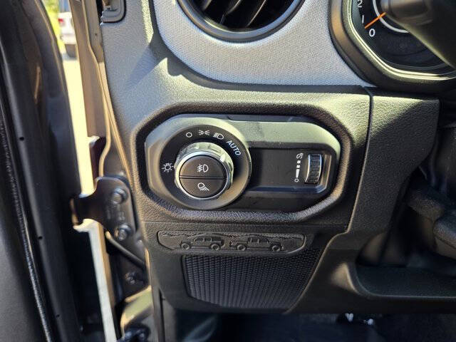 2025 Jeep Gladiator Sport S