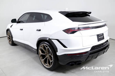 2023 Lamborghini Urus Performante