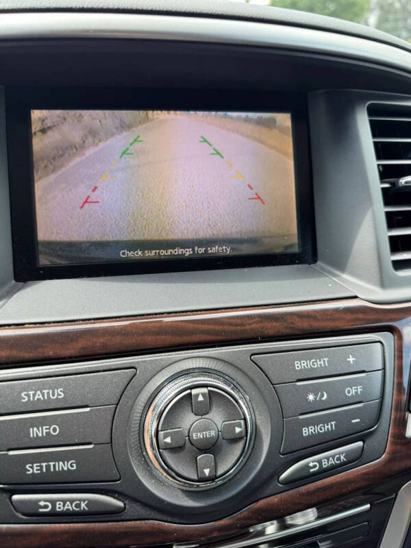 2014 Nissan Pathfinder SL