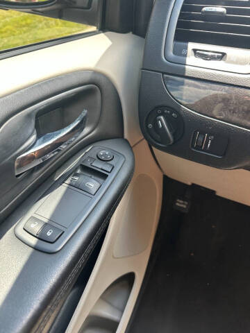 2016 Dodge Grand Caravan American Value Package