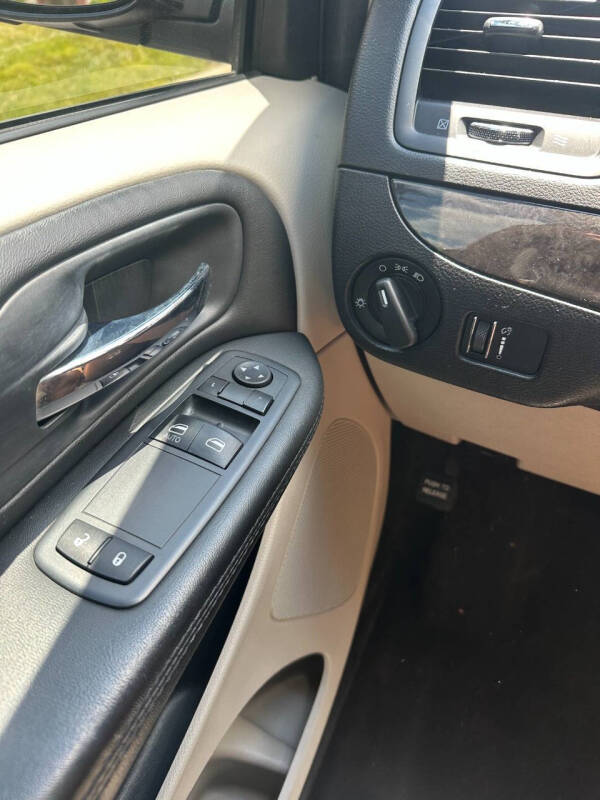 2016 Dodge Grand Caravan American Value Package