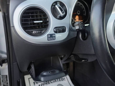 2013 Volkswagen Beetle