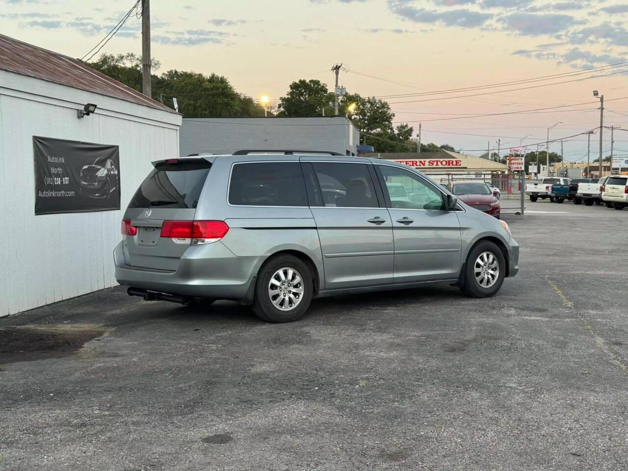 2009 Honda Odyssey for sale at Autolink in Kansas City, KS