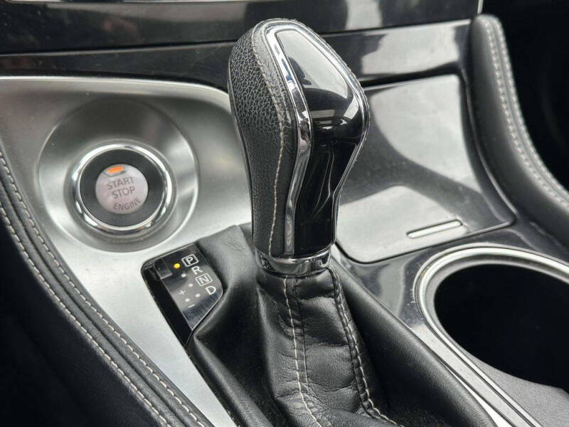 2017 Nissan Maxima Platinum