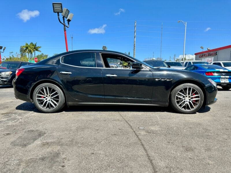 2017 Maserati Ghibli Sedan - $29,995