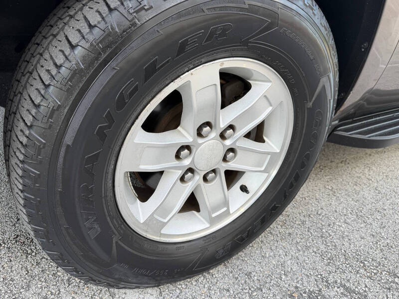 2011 GMC Yukon XL SLT