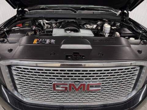 2017 GMC Yukon XL Denali