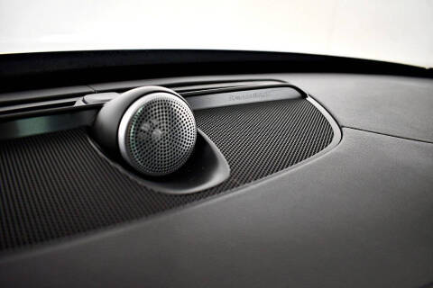 2022 Volvo XC90 Recharge T8 R-Design