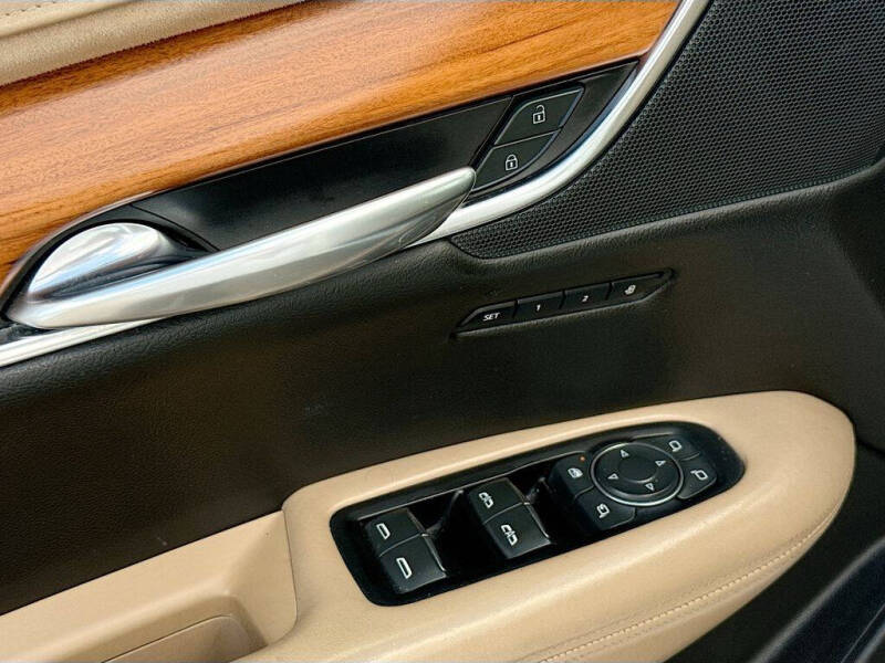 2019 Cadillac XT5 Platinum