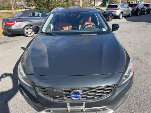 2015 Volvo V60 Cross Country T5 Platinum