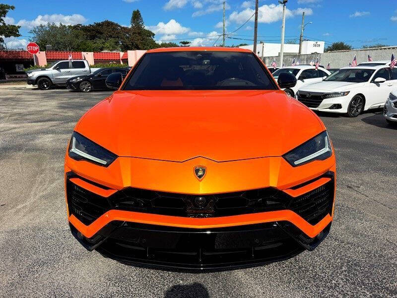 2022 Lamborghini Urus