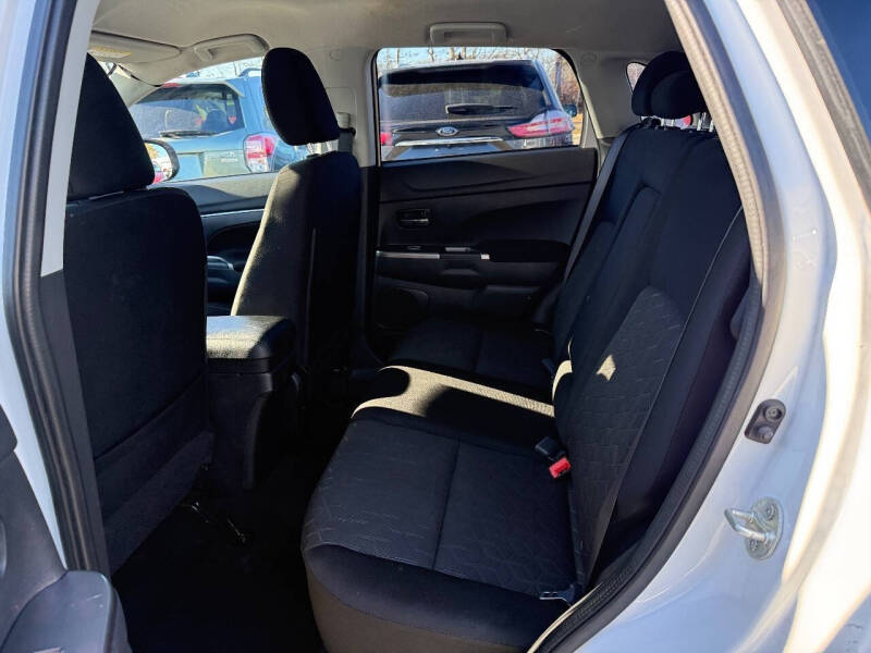 2020 Mitsubishi Outlander Sport SE