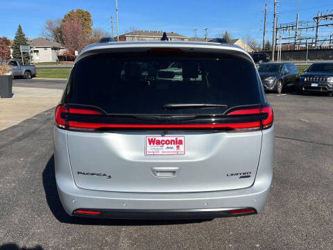 2026 Chrysler Pacifica Limited