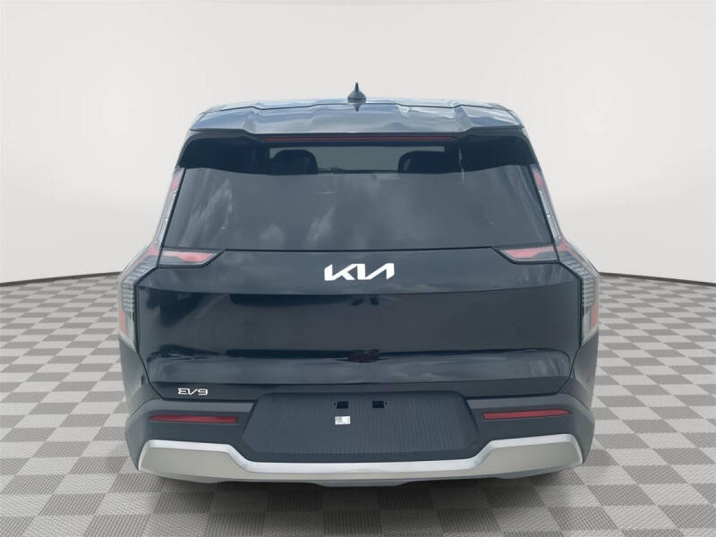 2026 Kia EV9 Light