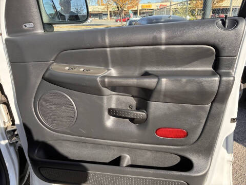 2004 Dodge Ram 1500 SLT