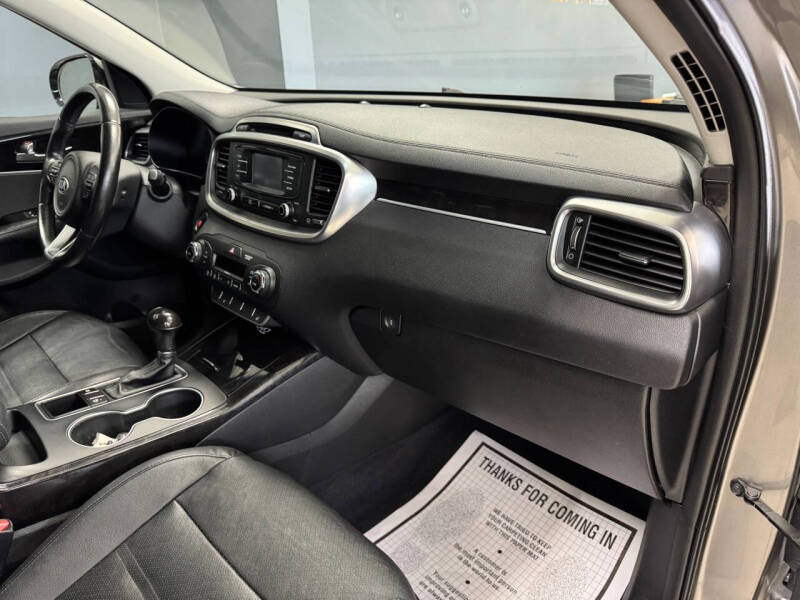 2016 Kia Sorento EX